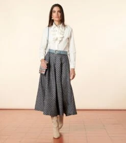Blouse JOSEFINA Jabot Blanc Uni 7 Blouse JOSEFINA Jabot Blanc Uni -Mode Vêtements Magasin blouse josephina blanc.4jpg