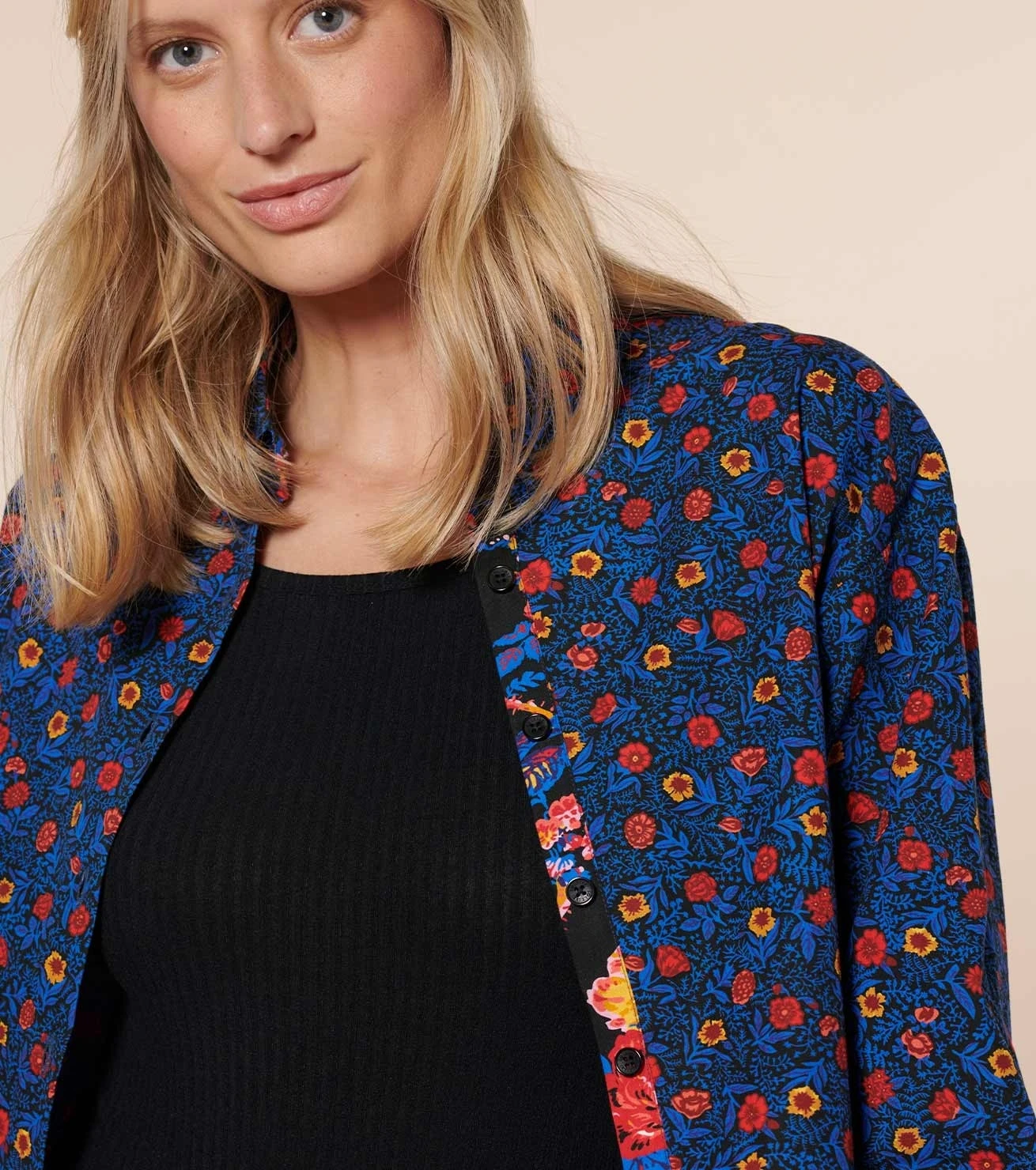 Chemise LENA Reine D'Arles Noir Bleu 3 Chemise LENA Reine D'Arles Noir Bleu – Image 3