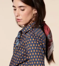 Chemise ELINA Scarabée Marine Camel -Mode Vêtements Magasin elina scrabee.4