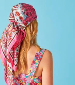 Carré En Twill De Soie PAISLEY VEGETAL Rose écru 90 X 90 Cm 6 Carré En Twill De Soie PAISLEY VEGETAL Rose écru 90 X 90 Cm -Mode Vêtements Magasin paisley vegetal 90x90.1