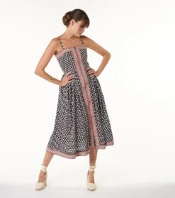 Robe JEANNETTE Fleur De Maussane Noire Fuchsia